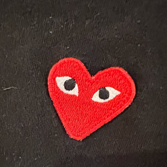 COMME DES GARÇONS PLAY - Picture 2 of 9